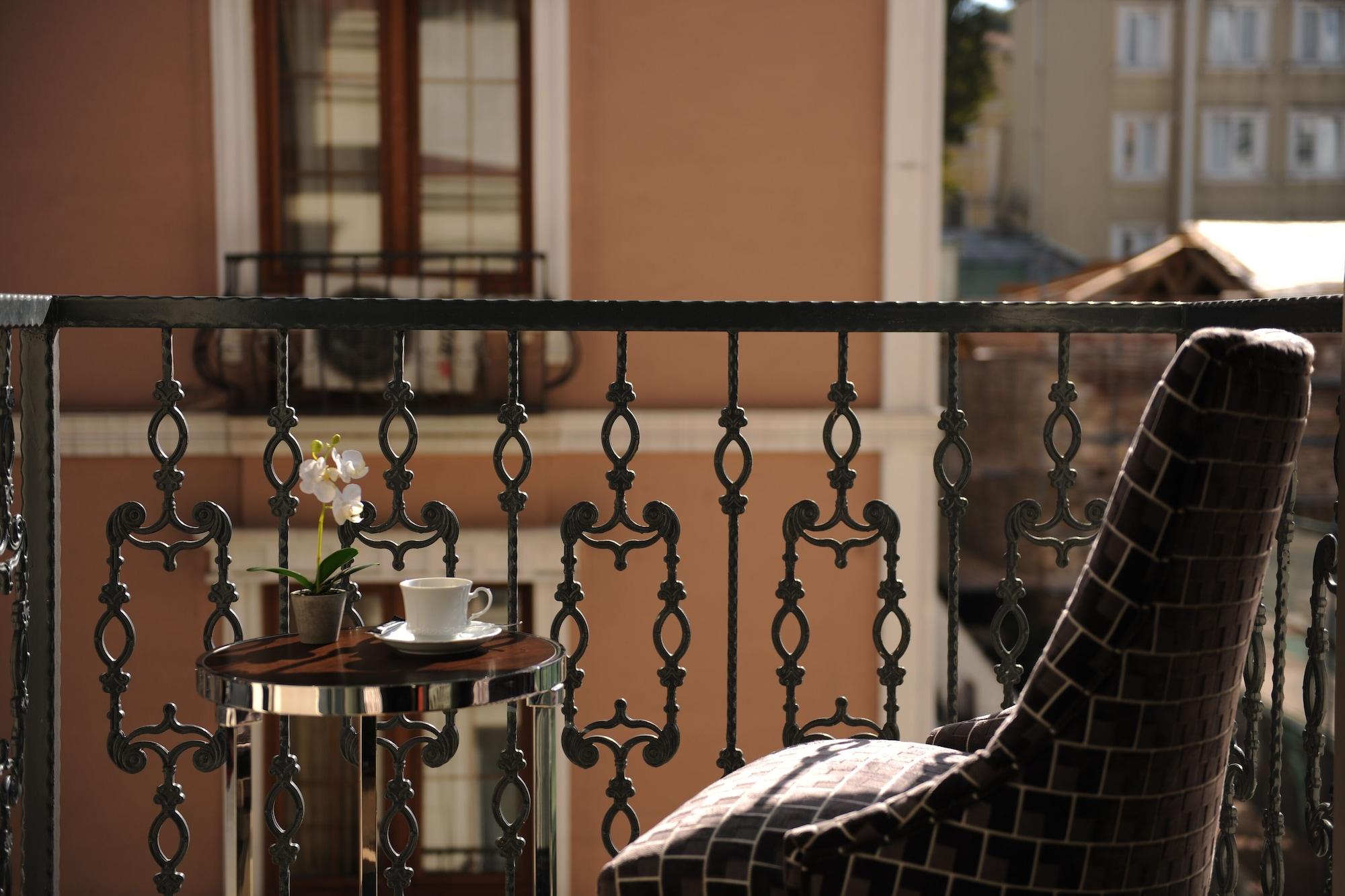 Hotel Le Petit Palace - Special Category 3*